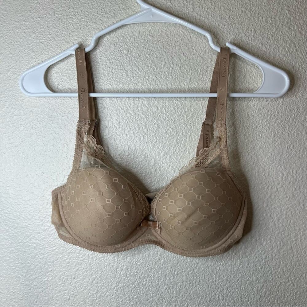 Chantelle nude tan lace C Chic Sexy Push-Up UW Bra Lined Underwire bra 32DD